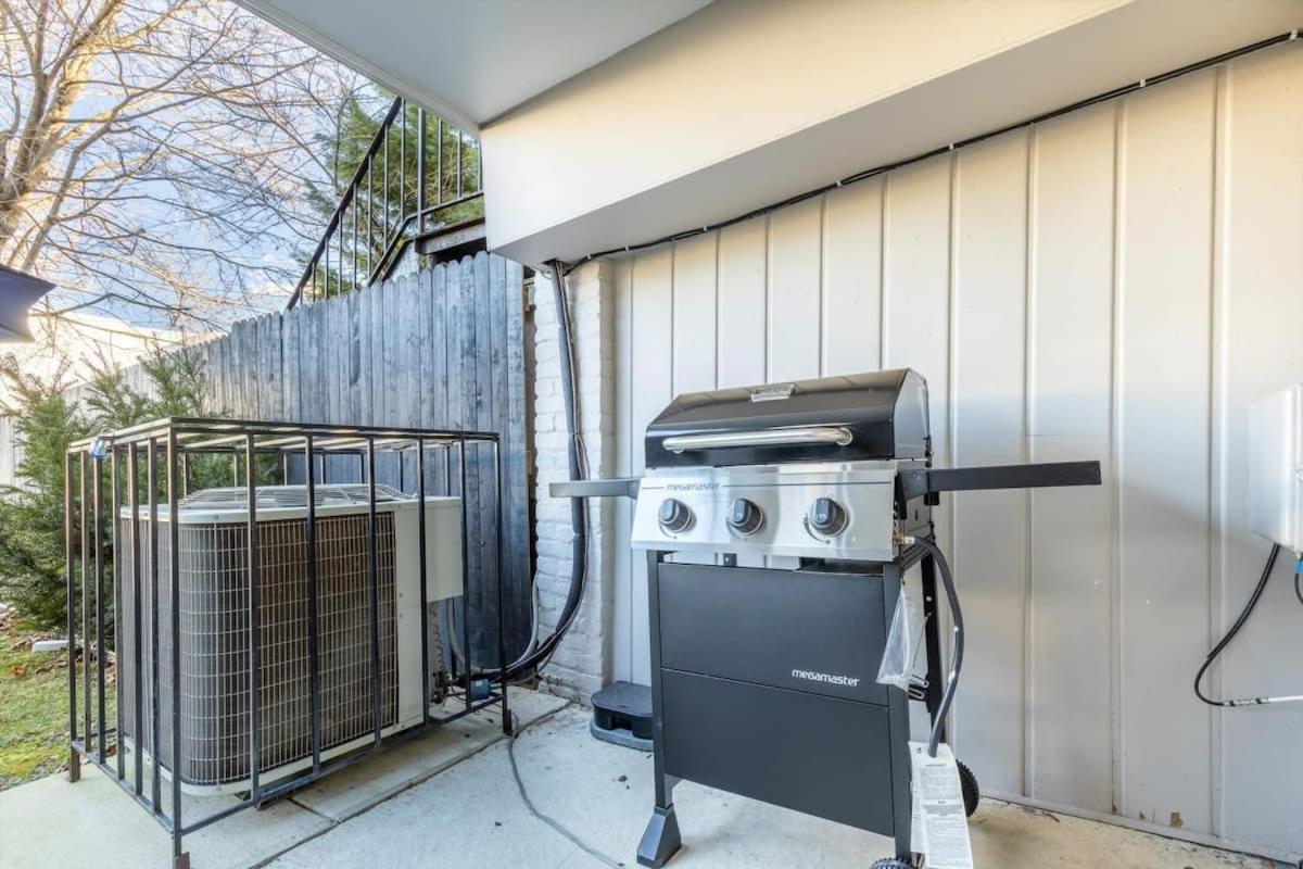 Ferienhaus Exceptional 4-br Near Rock Creek Park